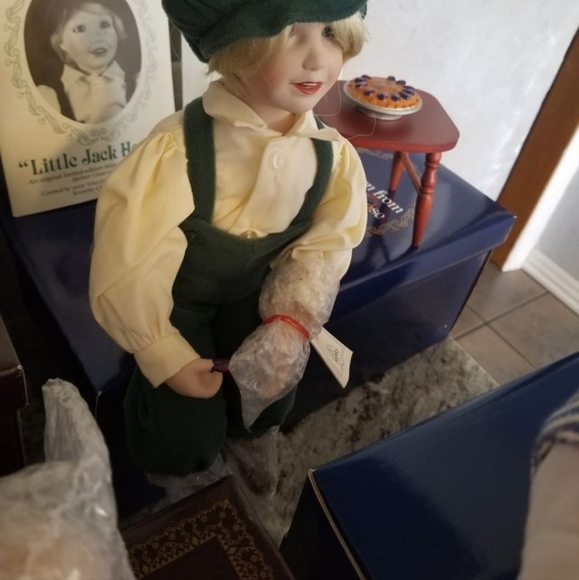 Ashton Drake Galleries - Picture 2 of 5